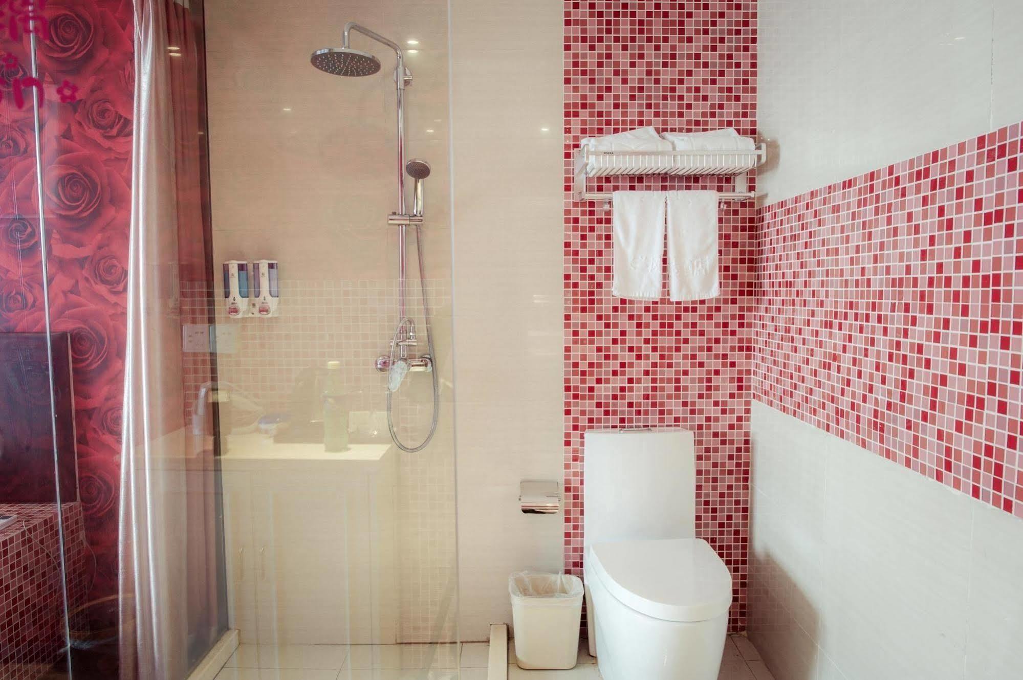Milan Fashion Hotel Deqing Buitenkant foto