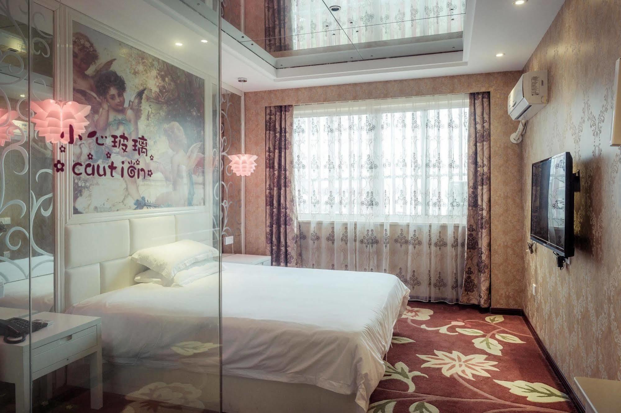 Milan Fashion Hotel Deqing Buitenkant foto
